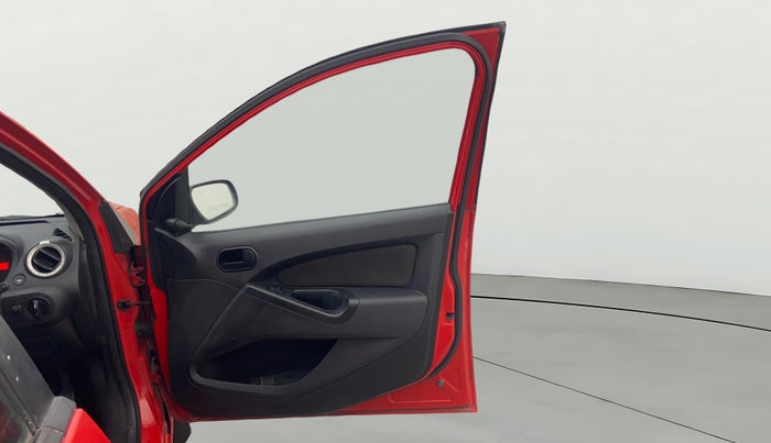 2012 Ford Figo EXI 1.4 DIESEL, Diesel, Manual, 1,43,015 km, RHS Front Door