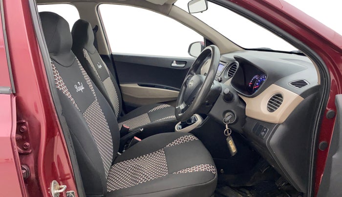 2015 Hyundai Grand i10 SPORTZ 1.2 KAPPA VTVT, Petrol, Manual, 1,13,827 km, Right Side Front Door Cabin