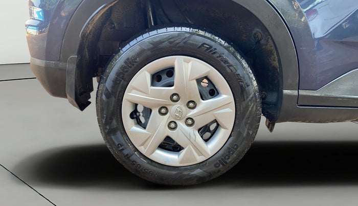 2021 Hyundai VENUE S+ 1.2, Petrol, Manual, 21,205 km, Right Rear Wheel