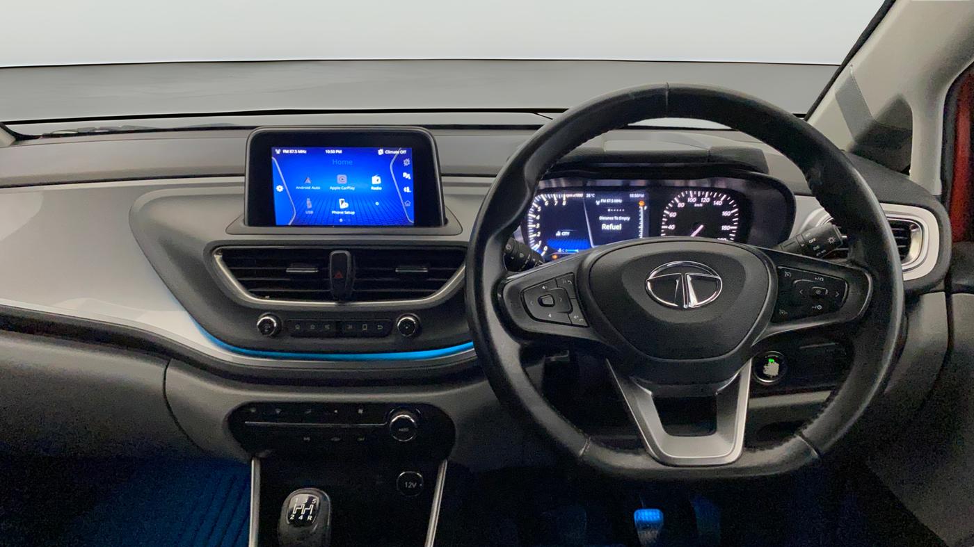 2020 Tata ALTROZ XZ PETROL, Petrol, Manual, 1,04,871 km, Steering Wheel Close Up