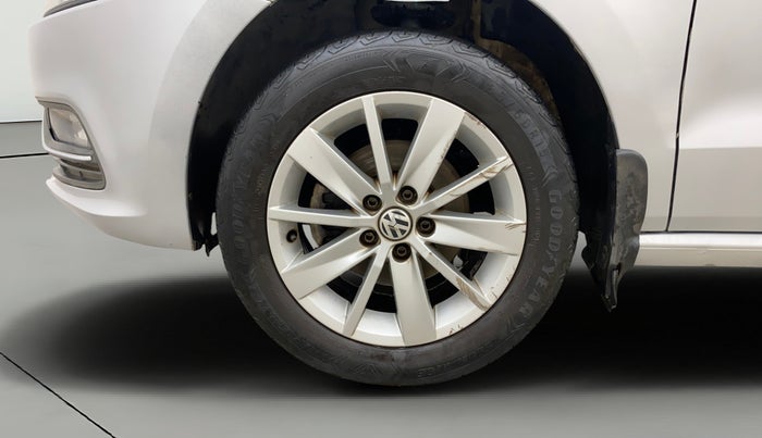 2015 Volkswagen Polo HIGHLINE1.2L, Petrol, Manual, 63,107 km, Left Front Wheel