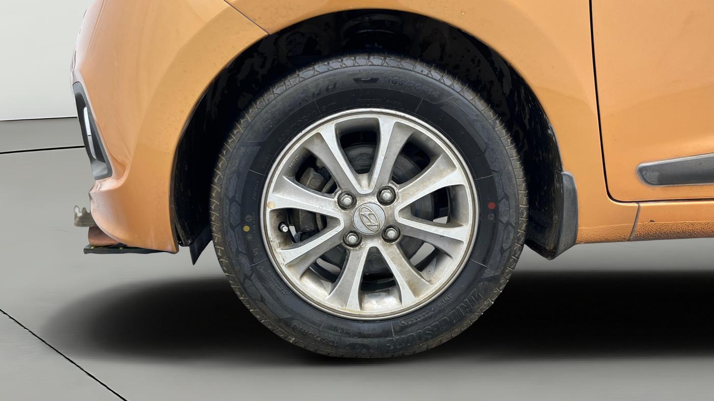 2016 Hyundai Grand i10 ASTA AT 1.2 KAPPA VTVT, Petrol, Automatic, 54,288 km, Left Front Wheel