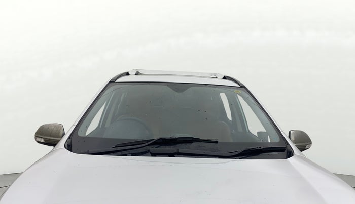 2019 Mahindra XUV500 W5, Diesel, Manual, 39,904 km, Front Windshield