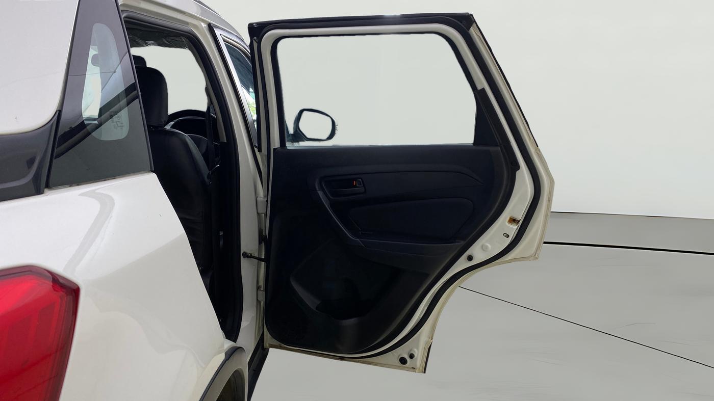 2022 Maruti Vitara Brezza VXI, Petrol, Manual, 1,23,572 km, RHS Rear Door