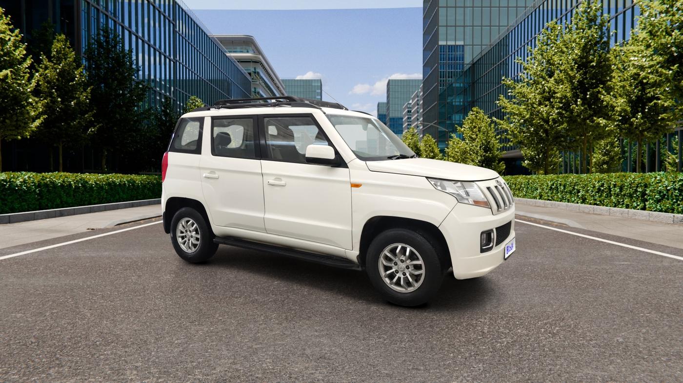 2016 Mahindra TUV300 T8, Diesel, Manual, 1,12,896 km, Right Front Diagonal