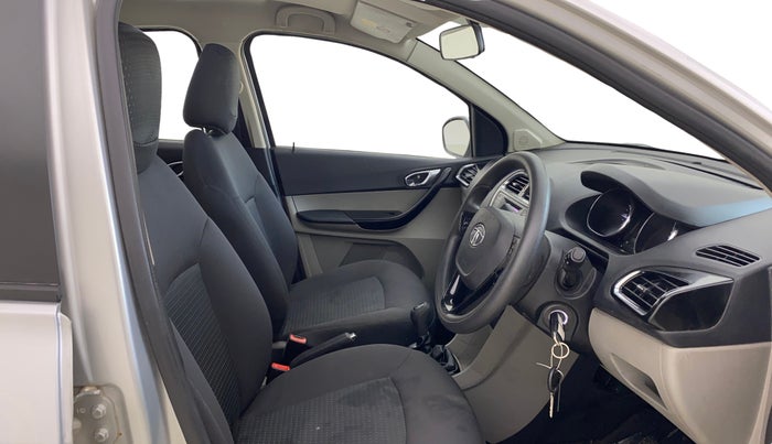 2017 Tata Tiago XZ PETROL, Petrol, Manual, 58,548 km, Right Side Front Door Cabin