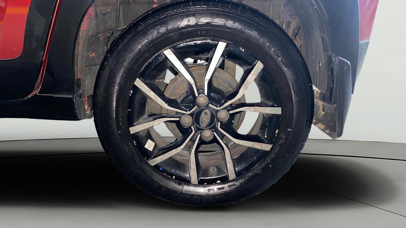 2018 Mahindra KUV 100 NXT K8 P 6 STR, Petrol, Manual, 54,459 km, Left Rear Wheel