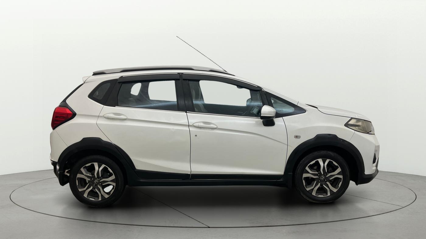 2018 Honda WR-V 1.5L I-DTEC S MT, Diesel, Manual, 93,002 km, Right Side View