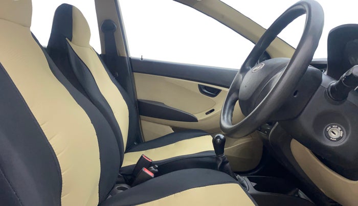 2012 Hyundai Eon MAGNA +, Petrol, Manual, 73,444 km, Right Side Front Door Cabin