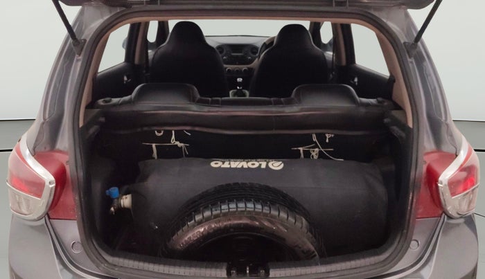 2016 Hyundai Grand i10 SPORTZ 1.2 KAPPA VTVT, CNG, Manual, 1,07,079 km, Boot Open Zoomed View