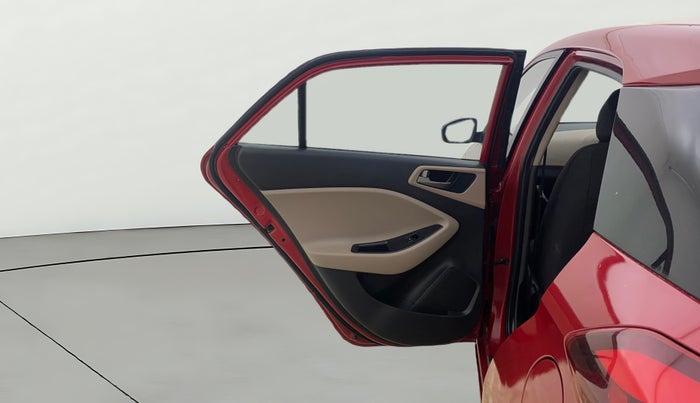 2017 Hyundai Elite i20 ASTA 1.2 (O), Petrol, Manual, 1,31,406 km, LHS Rear Door