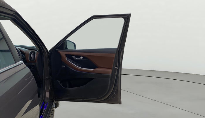 2022 Hyundai ALCAZAR 2.0 SIGNATURE (O) AT 7STR, Petrol, Automatic, 39,464 km, RHS Front Door