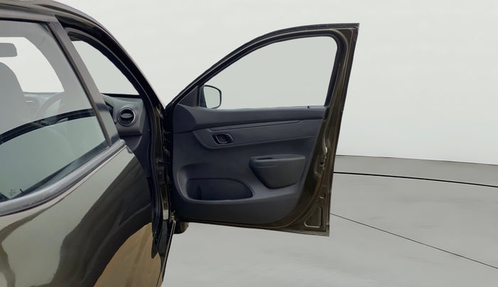 2016 Renault Kwid RXT 0.8, Petrol, Manual, 61,850 km, RHS Front Door