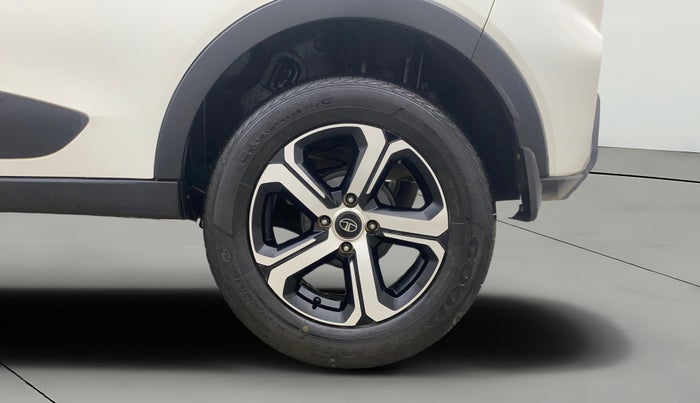 2021 Tata NEXON XZA PLUS (O) DIESEL DUAL TONE, Diesel, Automatic, 46,355 km, Left Rear Wheel