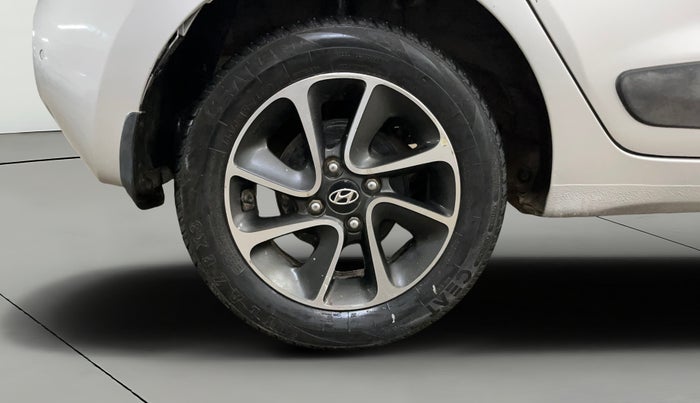 2018 Hyundai Grand i10 SPORTZ AT 1.2 KAPPA VTVT, Petrol, Automatic, 63,474 km, Right Rear Wheel