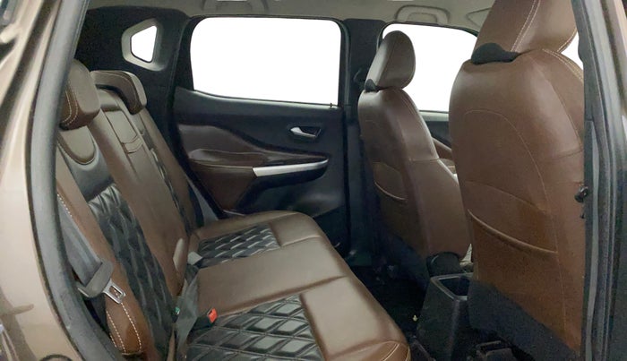 2021 Nissan MAGNITE XV TURBO CVT, Petrol, Automatic, 76,368 km, Right Side Rear Door Cabin