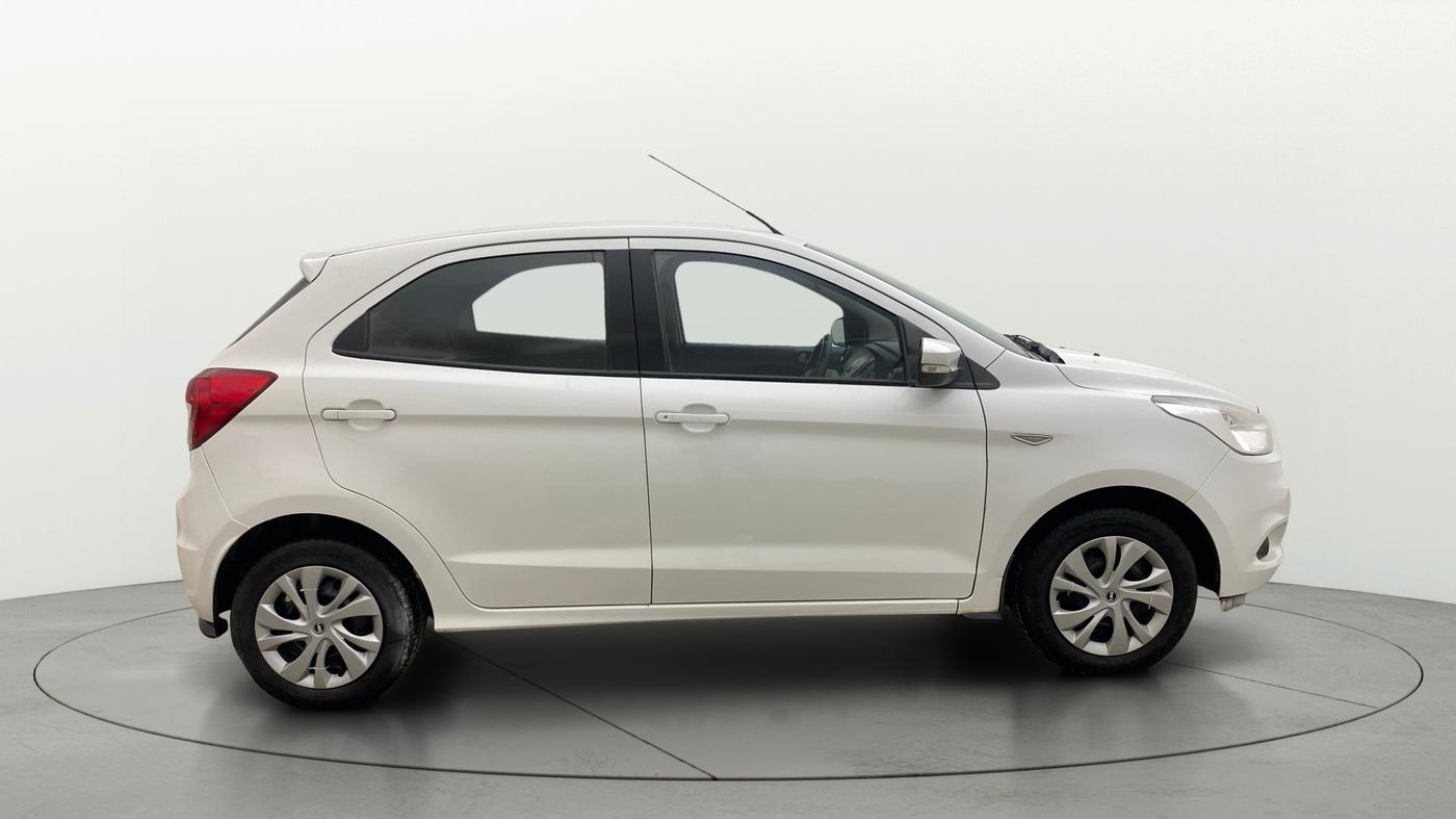 2015 Ford New Figo TREND 1.5L DIESEL, Diesel, Manual, 1,01,193 km, Right Side View