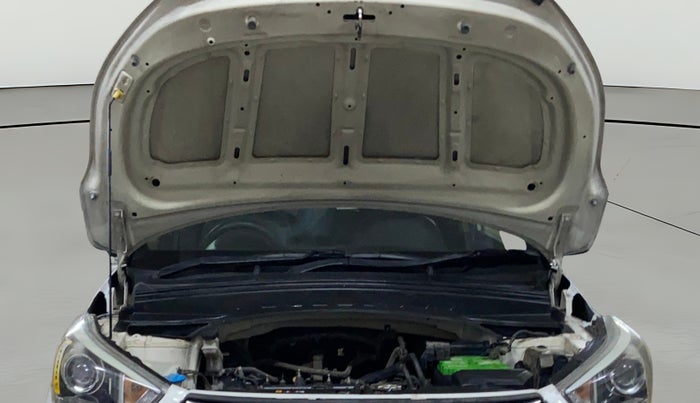 2017 Hyundai Creta SX PLUS 1.6 PETROL, Petrol, Manual, 76,961 km, Open Bonet