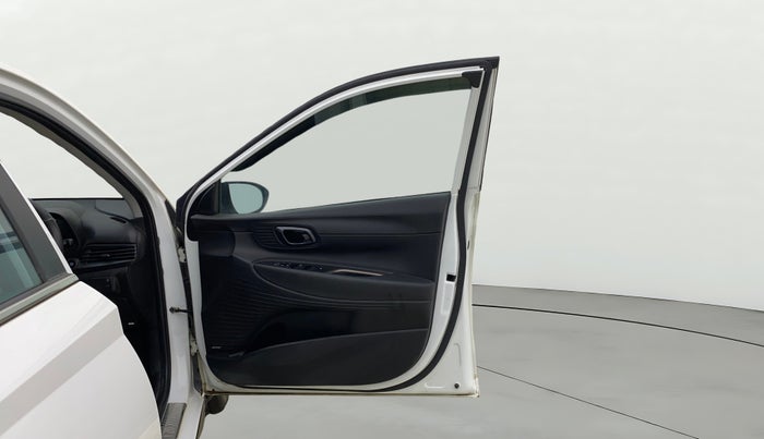 2022 Hyundai NEW I20 ASTA 1.2 MT, Petrol, Manual, 32,403 km, RHS Front Door