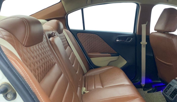 2018 Honda City 1.5L I-VTEC V MT, Petrol, Manual, 74,431 km, Right Side Rear Door Cabin