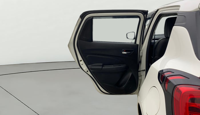 2023 Maruti Swift ZXI AMT, Petrol, Automatic, 22,855 km, LHS Rear Door