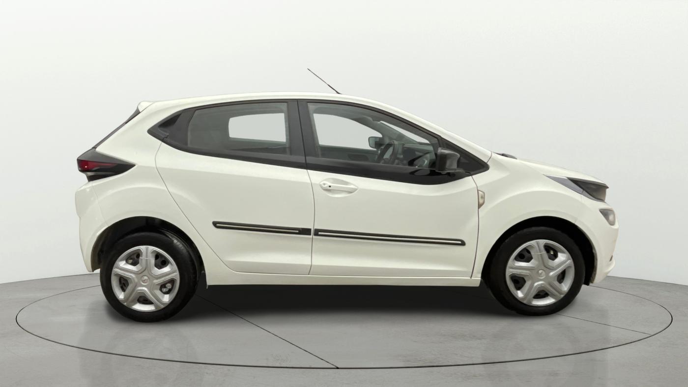 2020 Tata ALTROZ XT PETROL, Petrol, Manual, 64,549 km, Right Side View
