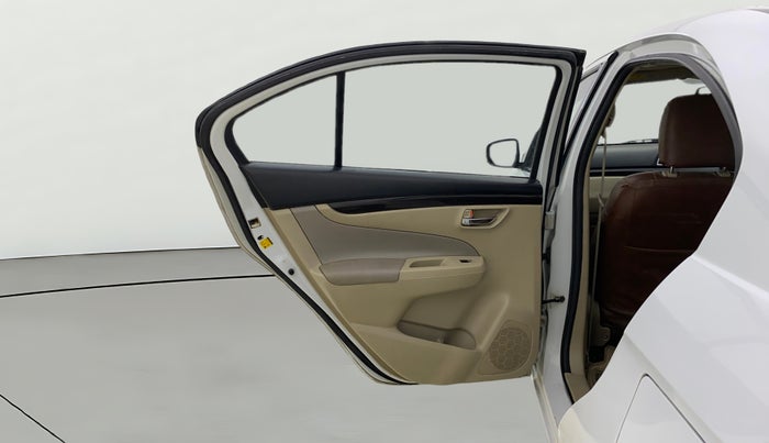 2016 Maruti Ciaz VDI+ SHVS, Diesel, Manual, 66,186 km, LHS Rear Door