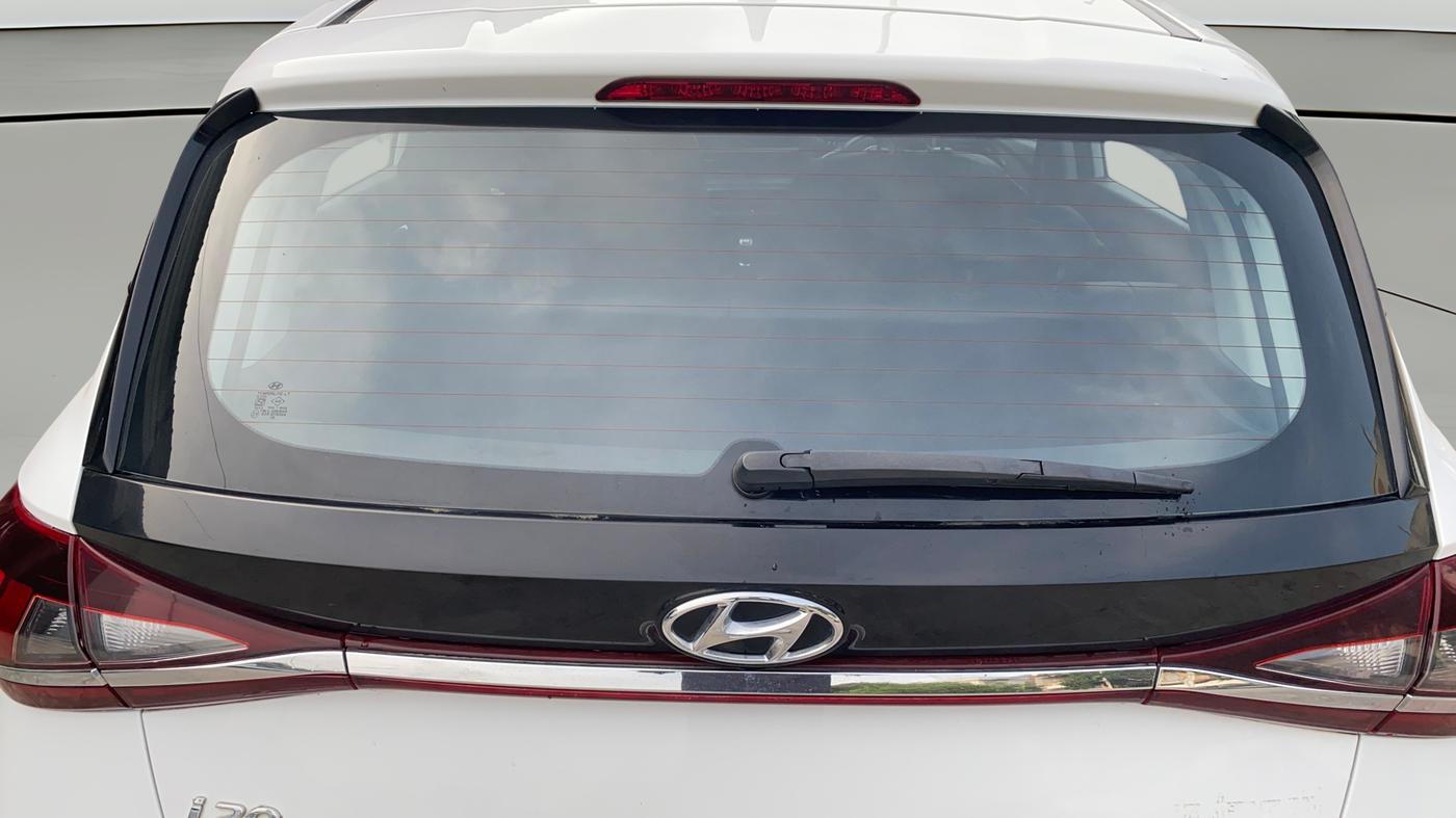 2021 Hyundai NEW I20 ASTA (O) 1.2 MT, Petrol, Manual, 51,818 km, Rear Windshield