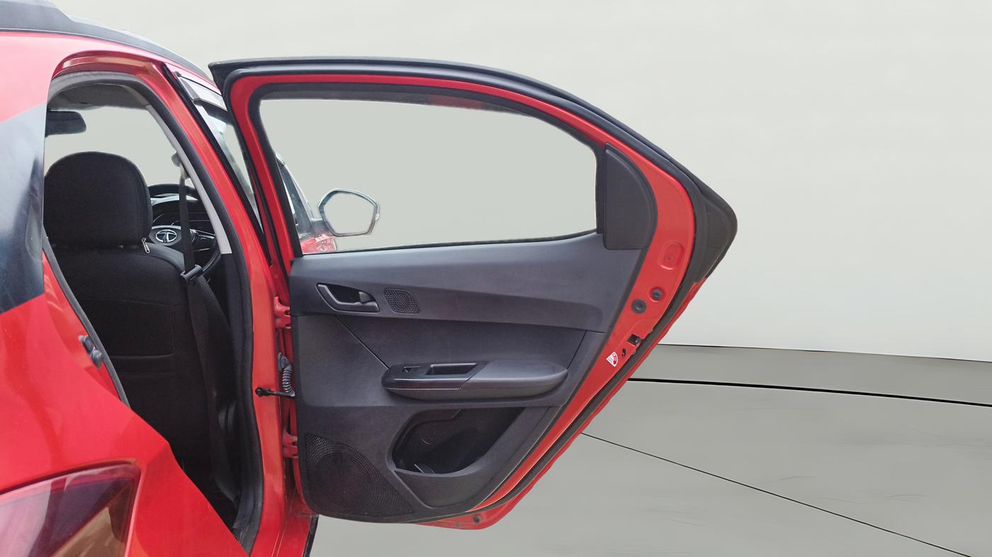2022 Tata TIAGO NRG XZ MT, Petrol, Manual, 68,264 km, RHS Rear Door