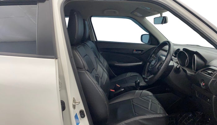 2023 Maruti Swift ZXI, Petrol, Manual, 48,648 km, Right Side Front Door Cabin