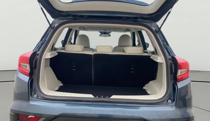 2024 Mahindra XUV300 W8 (O) 1.2 PETROL AMT, Petrol, Automatic, 15,168 km, Boot Open Zoomed View