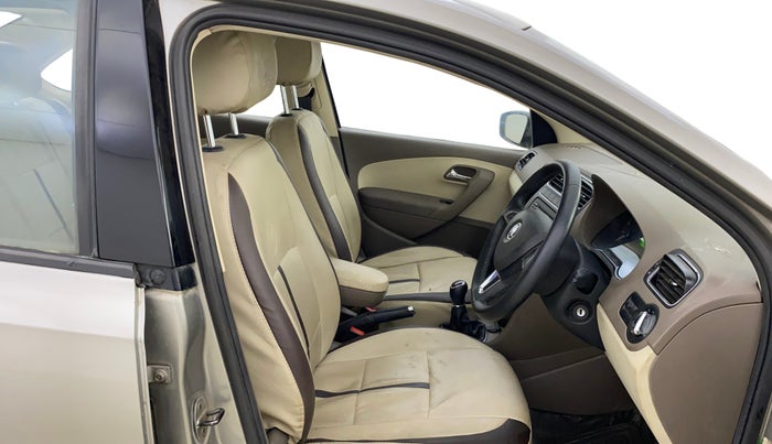 2013 Skoda Rapid ELEGANCE 1.6 MPI MT, Petrol, Manual, 11,245 km, Right Side Front Door Cabin