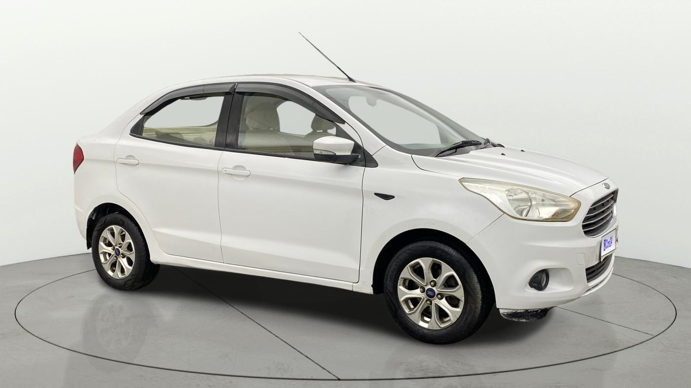 2017 Ford Figo Aspire TITANIUM 1.2 PETROL, Petrol, Manual, 98,248 km, Right Front Diagonal