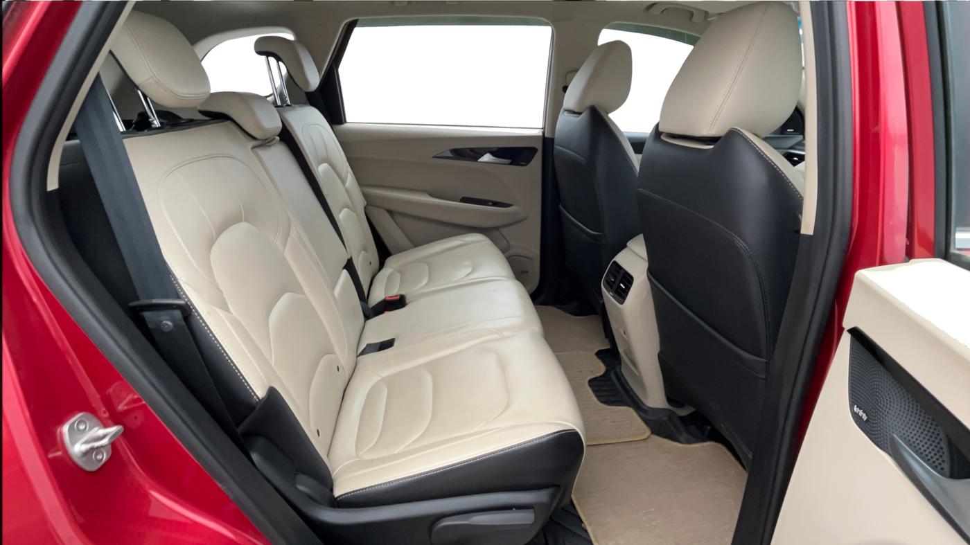 2022 MG HECTOR SHARP 1.5 PETROL CVT, Petrol, Automatic, 20,213 km, Right Side Rear Door Cabin