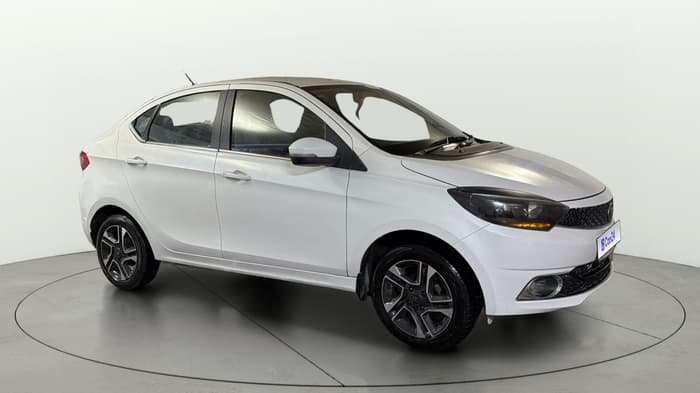 2017 Tata TIGOR XZ PETROL, Petrol, Manual, 28,389 km, Right Front Diagonal