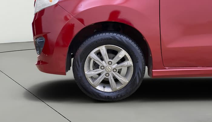 2014 Maruti Wagon R Stingray VXI, CNG, Manual, 96,154 km, Left Front Wheel