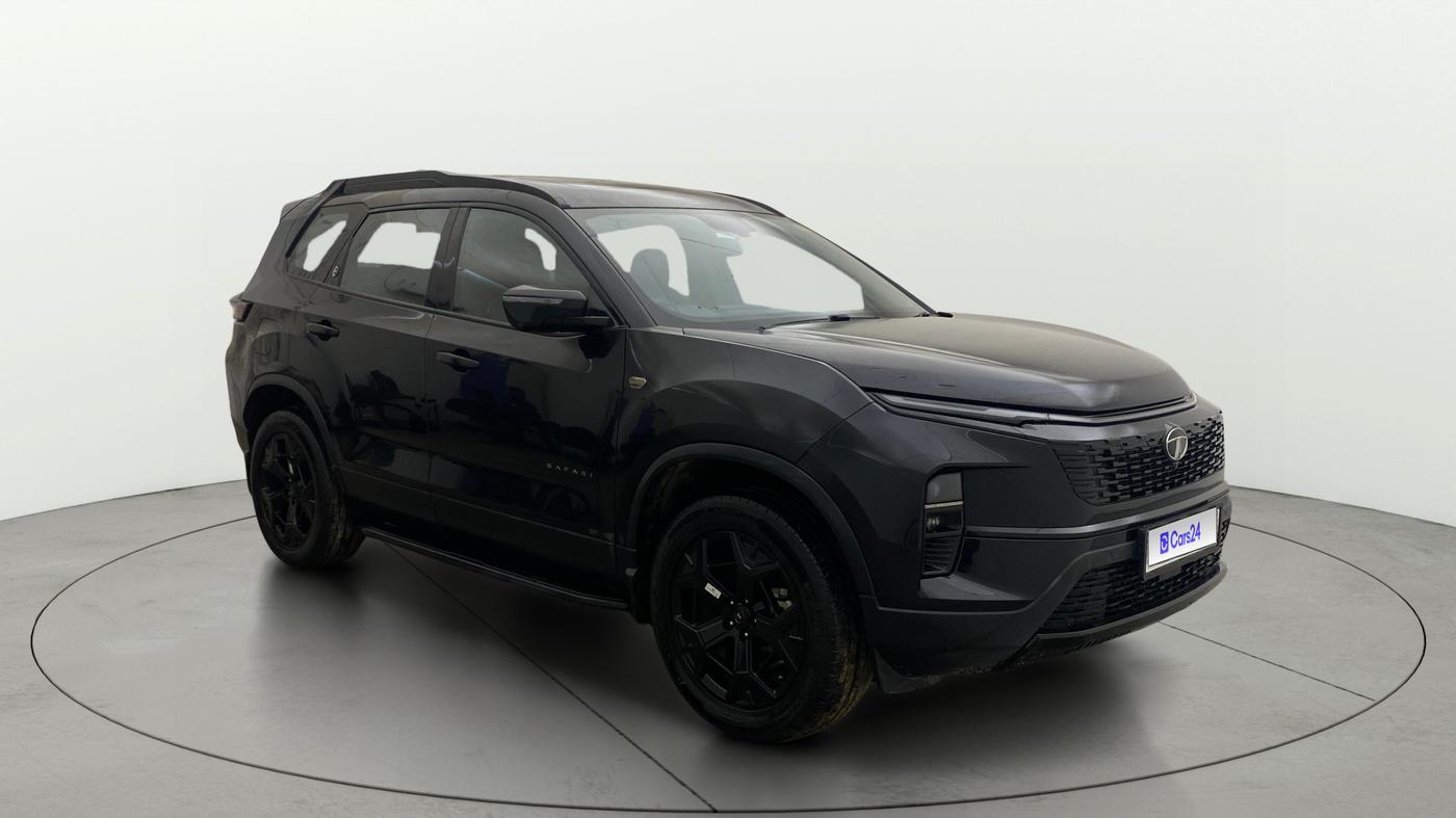 2023 Tata Safari ADVENTURE PLUS DARK EDITION, Diesel, Manual, 17,924 km, SRP