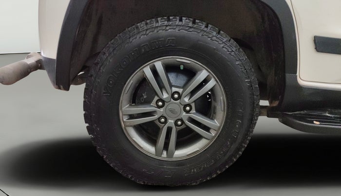 2019 Mahindra TUV300 T10, Diesel, Manual, 61,847 km, Right Rear Wheel