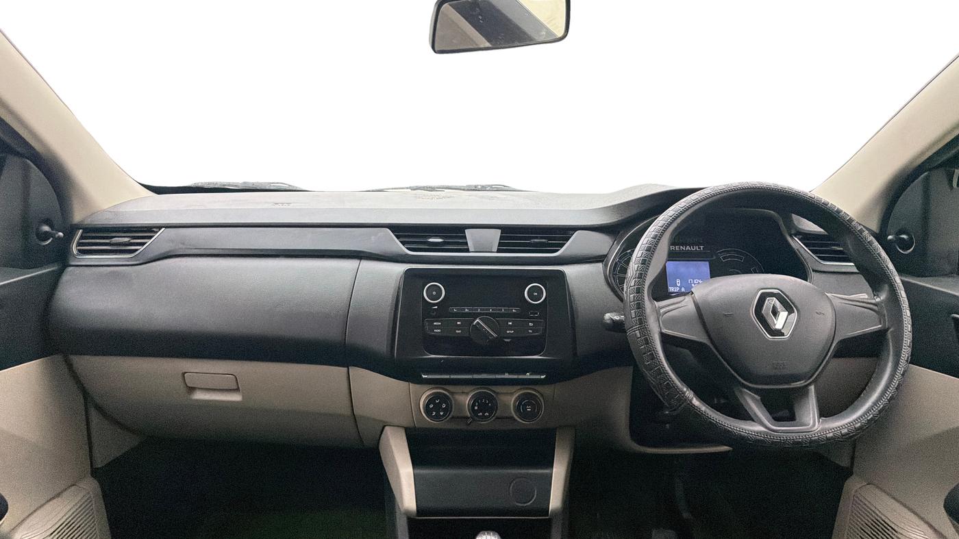 2024 Renault TRIBER RXL MT, Petrol, Manual, 17,098 km, Dashboard