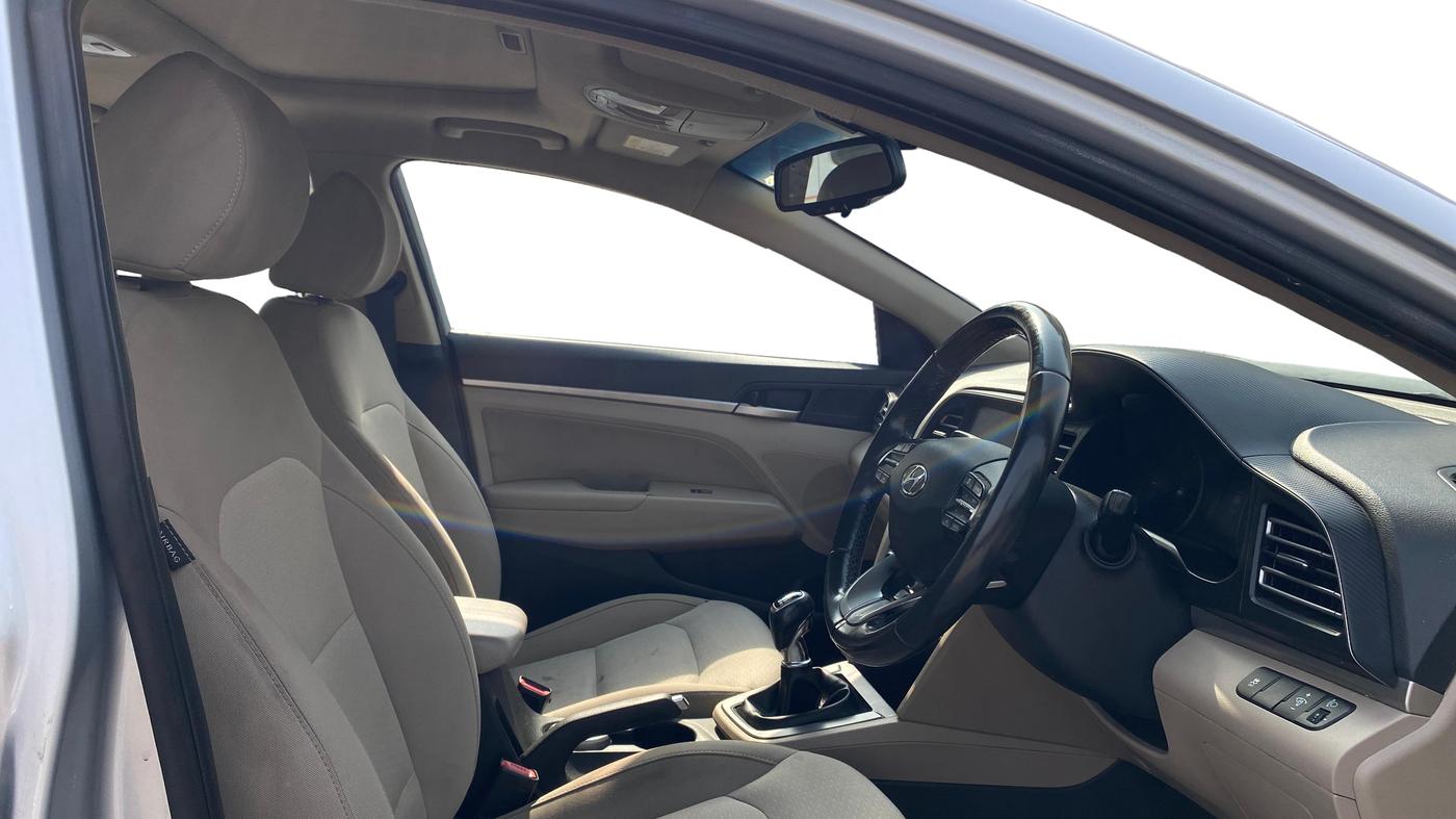 2021 Hyundai New Elantra 2.0 SX MT PETROL, Petrol, Manual, 78,625 km, Right Side Front Door Cabin