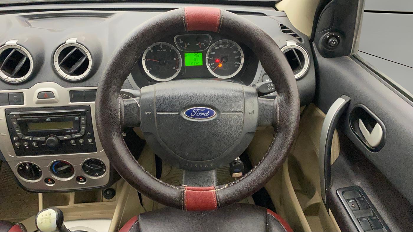 2012 Ford Classic 1.4 TITANIUM DIESEL, Diesel, Manual, 1,17,674 km, Steering Wheel Close Up