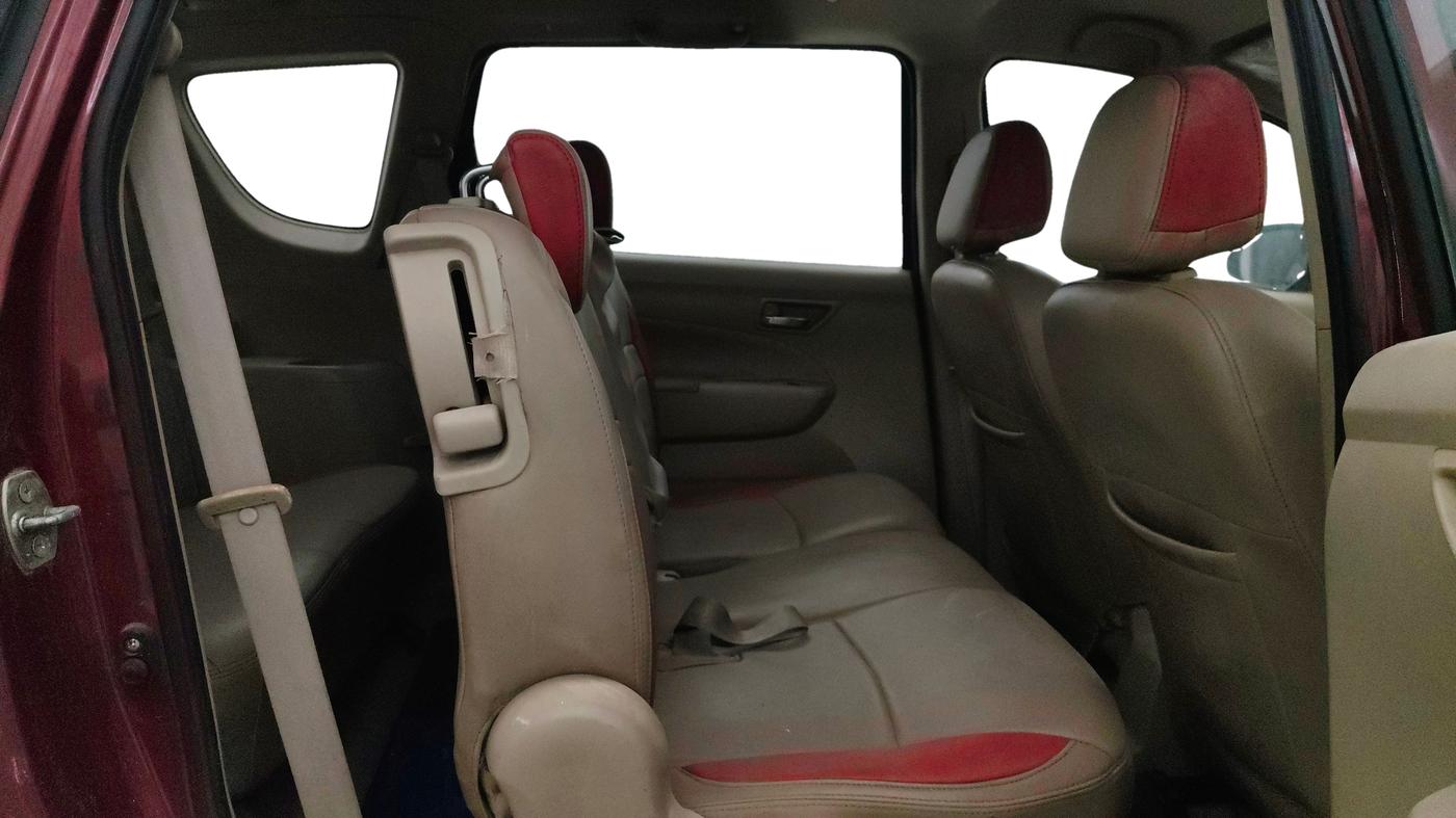 2013 Maruti Ertiga VXI, Petrol, Manual, 49,556 km, Right Side Rear Door Cabin