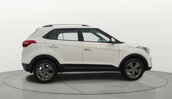 2017 Hyundai Creta SX PLUS 1.6 PETROL, Petrol, Manual, 45,389 km, Right Side View