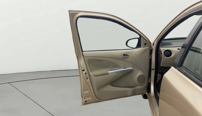 2013 Toyota Etios Liva G, Petrol, Manual, 17,283 km, LHS Front Door