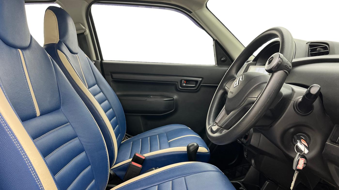 2023 Maruti S PRESSO VXI (O) AMT, Petrol, Automatic, 31,710 km, Right Side Front Door Cabin