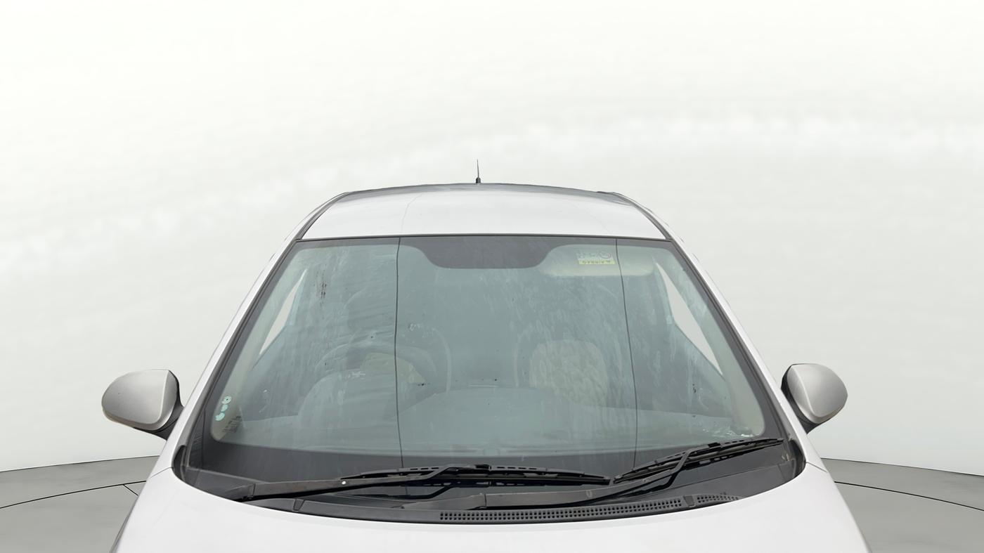 2014 Hyundai Xcent SX 1.2 (O), Petrol, Manual, 1,02,924 km, Front Windshield