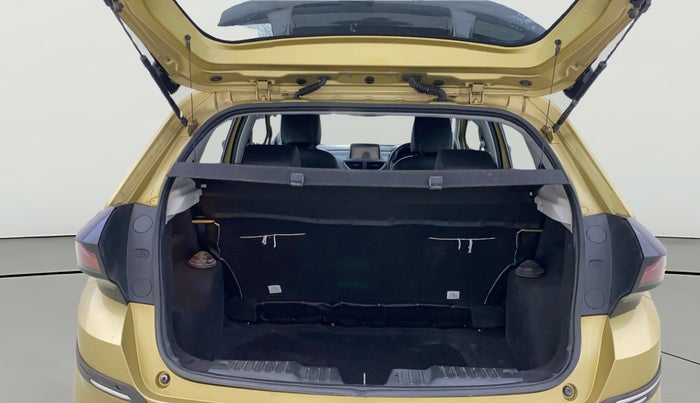 2020 Tata ALTROZ XZ PETROL, Petrol, Manual, 15,509 km, Boot Open Zoomed View