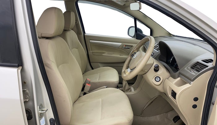 2016 Maruti Ertiga VXI, Petrol, Manual, 32,301 km, Right Side Front Door Cabin