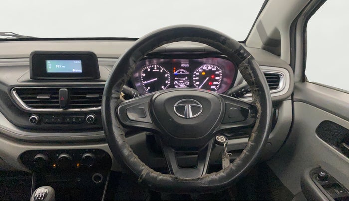 2020 Tata ALTROZ XM PETROL, Petrol, Manual, 49,975 km, Steering Wheel Close Up