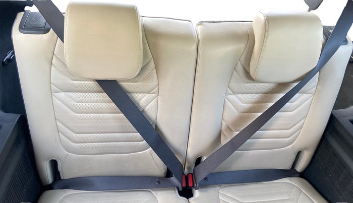 2023 KIA CARENS LUXURY PLUS IMT 1.5 DIESEL IMT, Diesel, Manual, 53,577 km, Third Seat Row ( optional )